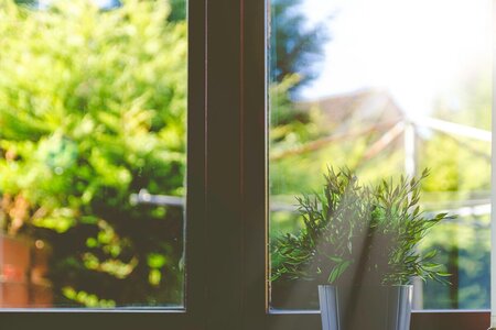 Solskjerming vindu - bestill vinduer med solbeskyttende glass